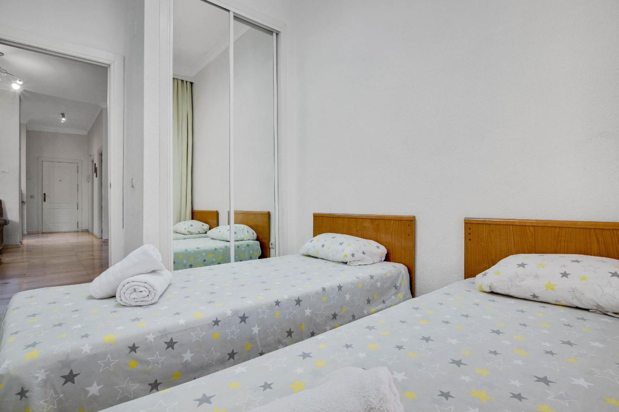 Apartamento Para 6 Con Wifi, Ac, Piscina Y Parking Gratis Benalmádena Extérieur photo